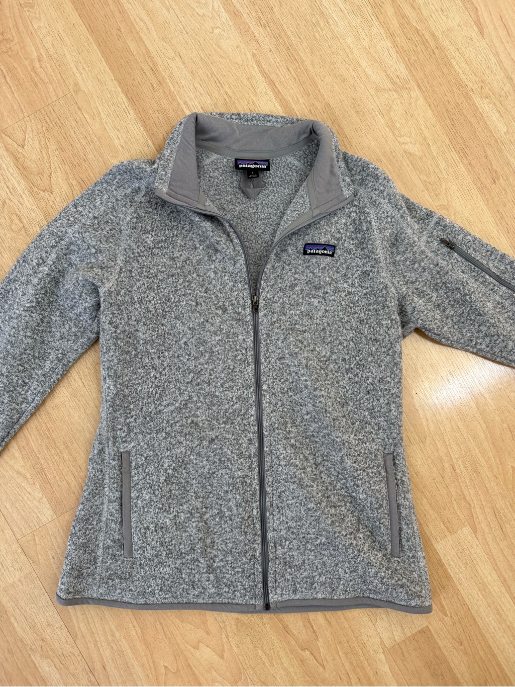 Patagonia Women's Heather Gray Full-Zip Teddy Fleece Jacket